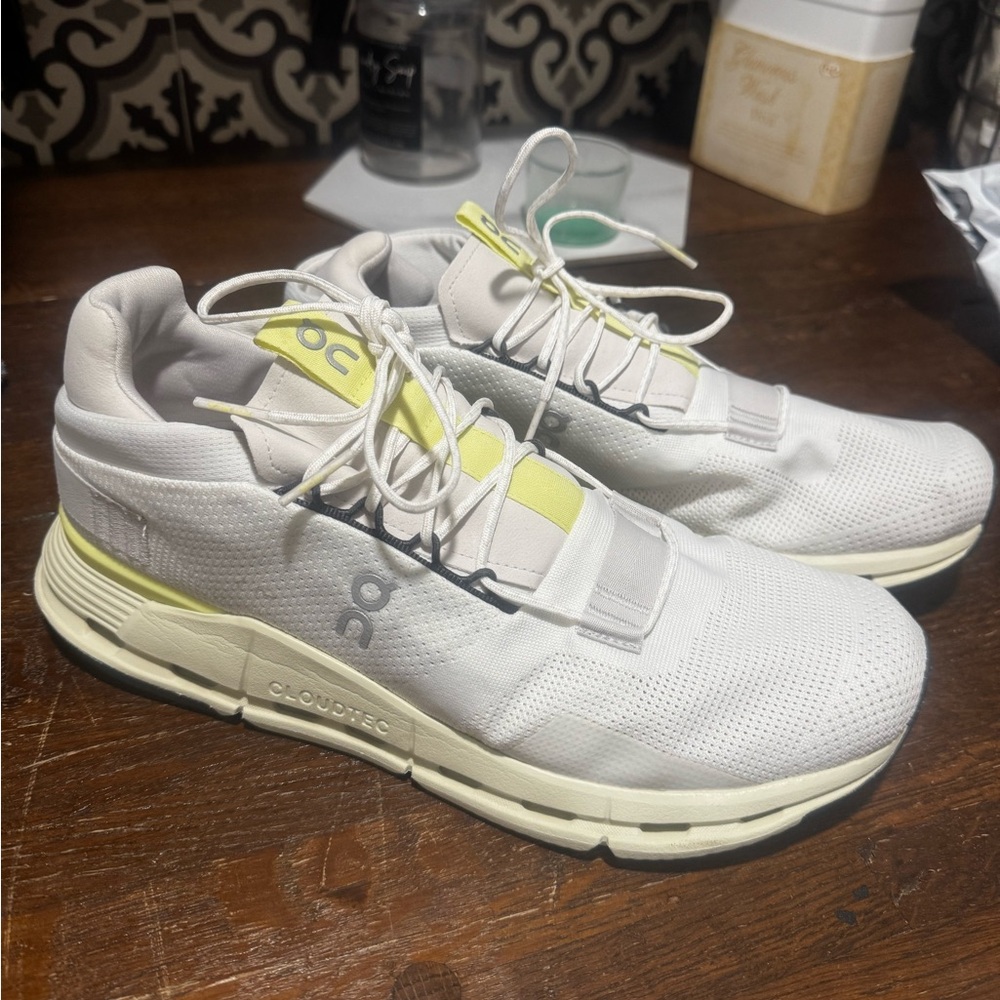 On Cloud Men's Athletic Shoes 12.5